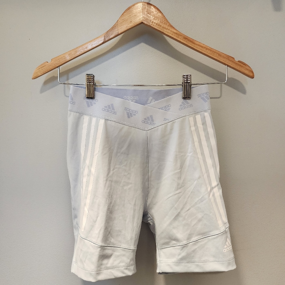 NWT ADIDAS Aeroready Bike Short